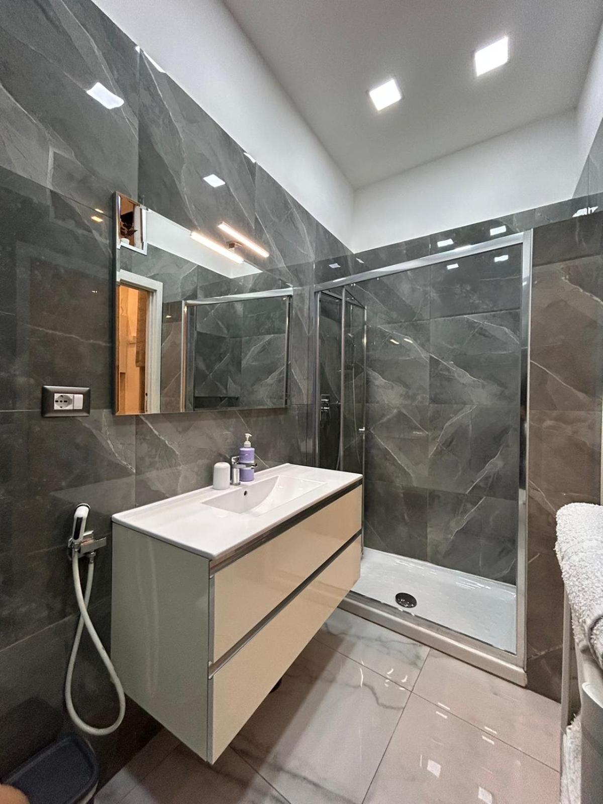 Casa Tolentino Al Centro Di Napoli Villa Екстериор снимка