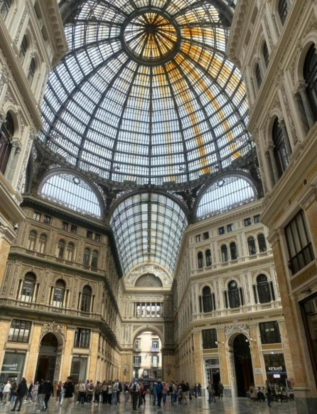 Casa Tolentino Al Centro Di Napoli Villa Екстериор снимка