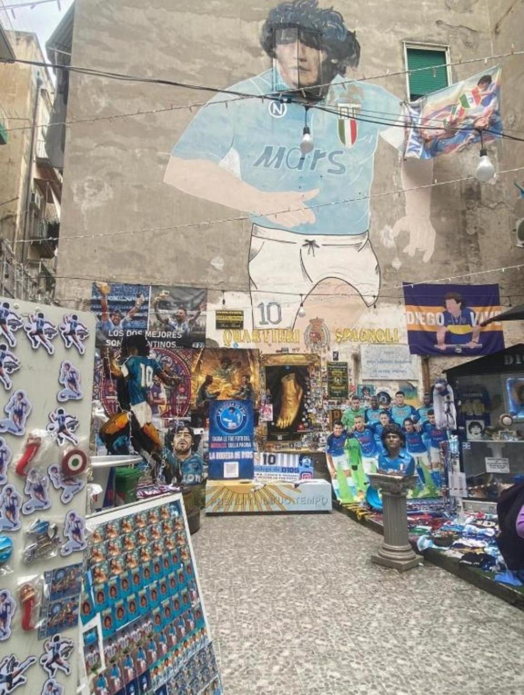 Casa Tolentino Al Centro Di Napoli Villa Екстериор снимка